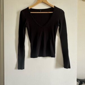 Talula Basics Black Ribbed V-Neck Long Sleeve Top size XS EUC